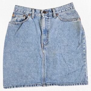 1980s Vintage Levi’s USA Made 501 XX Light Stonewash Denim Mini Skirt Size 4